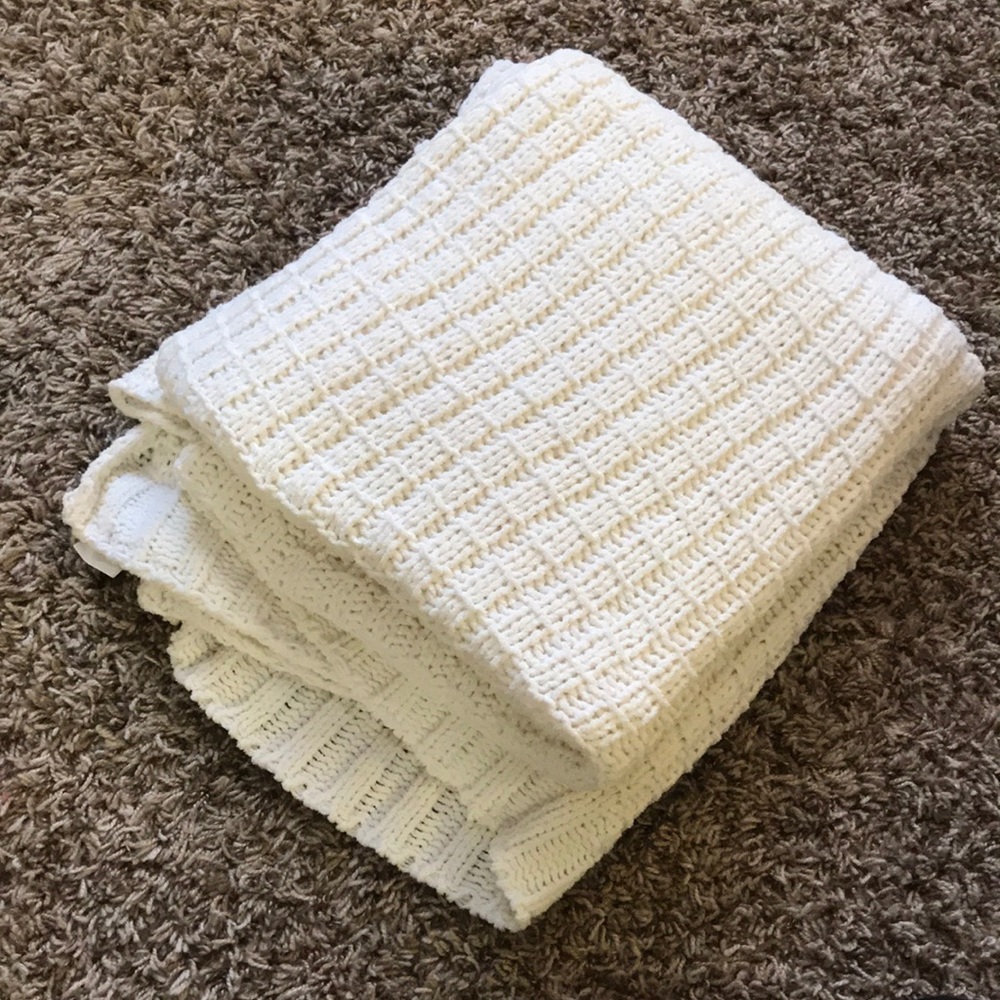 Threshold White Chenille Throw